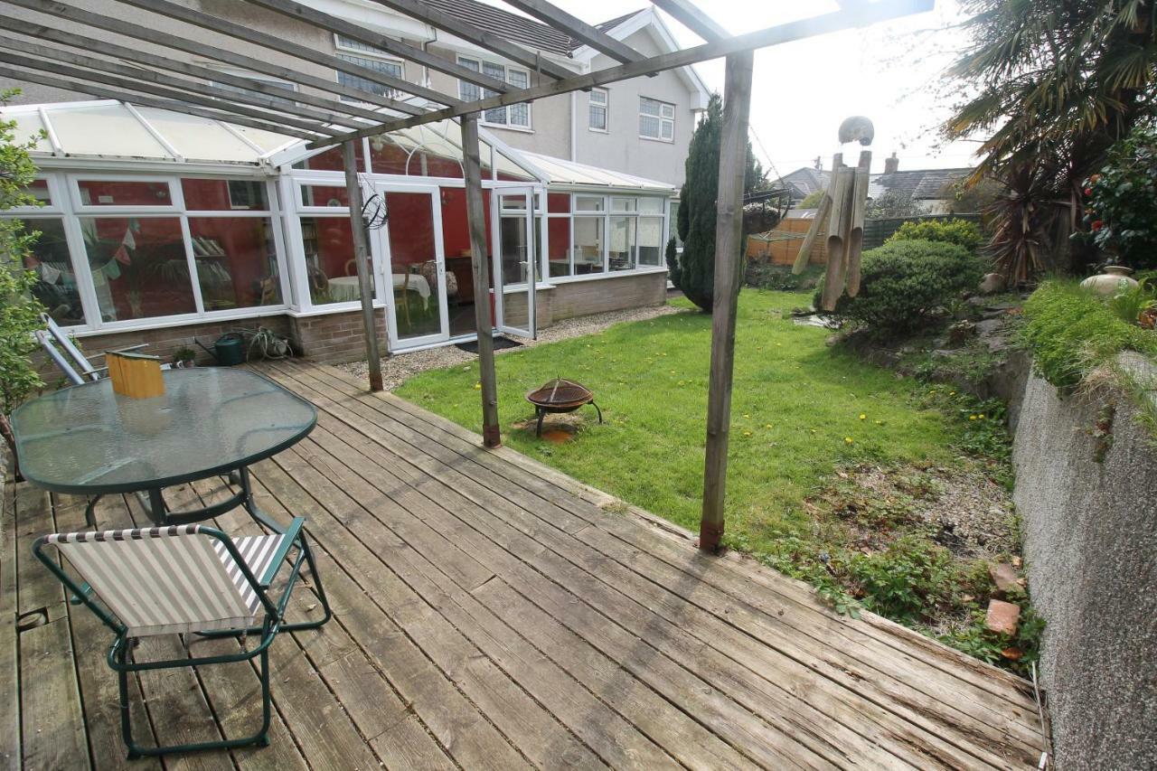 Large 4 Bedroom Family Home 2 Mins From Junction 32 Cardiff Exterior photo