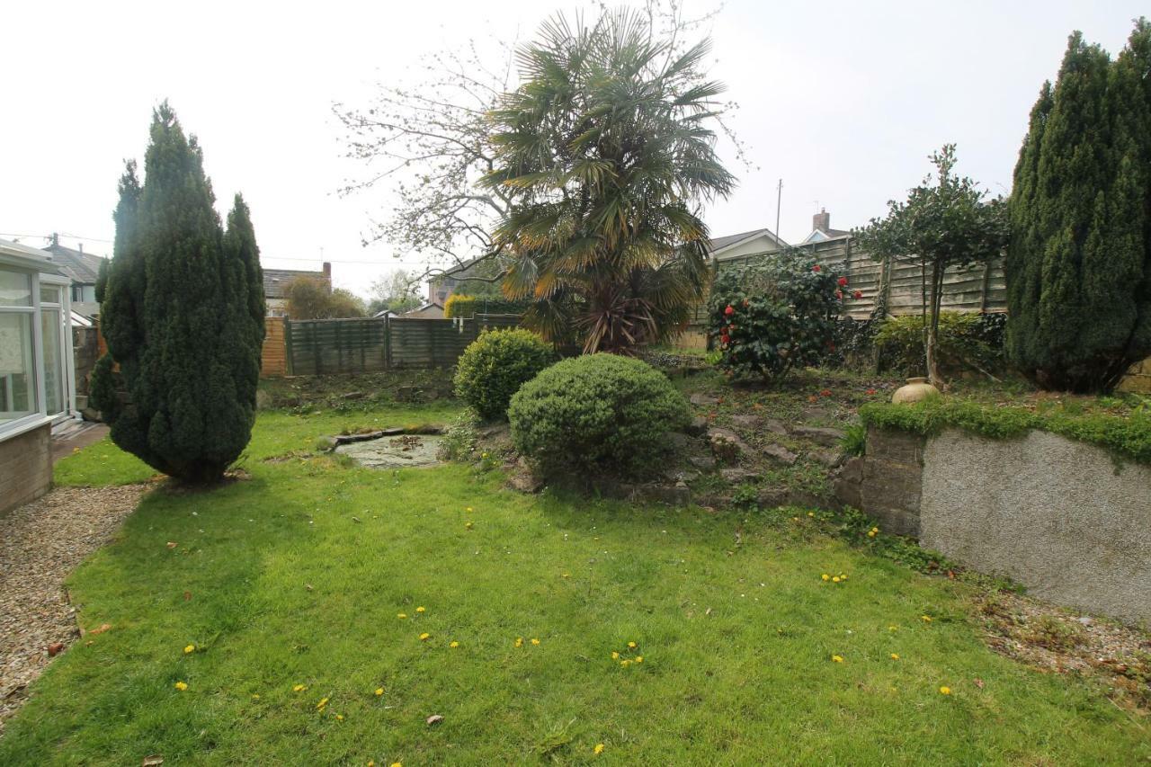 Large 4 Bedroom Family Home 2 Mins From Junction 32 Cardiff Exterior photo